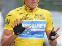Lance Armstrong Stripped of 7 Tour de France Titles, Drops Fight against USADA